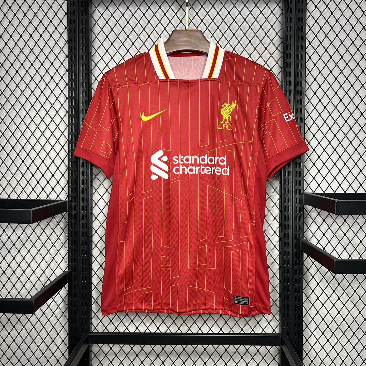 Liverpool Equipamento Principal 2024/25 7
