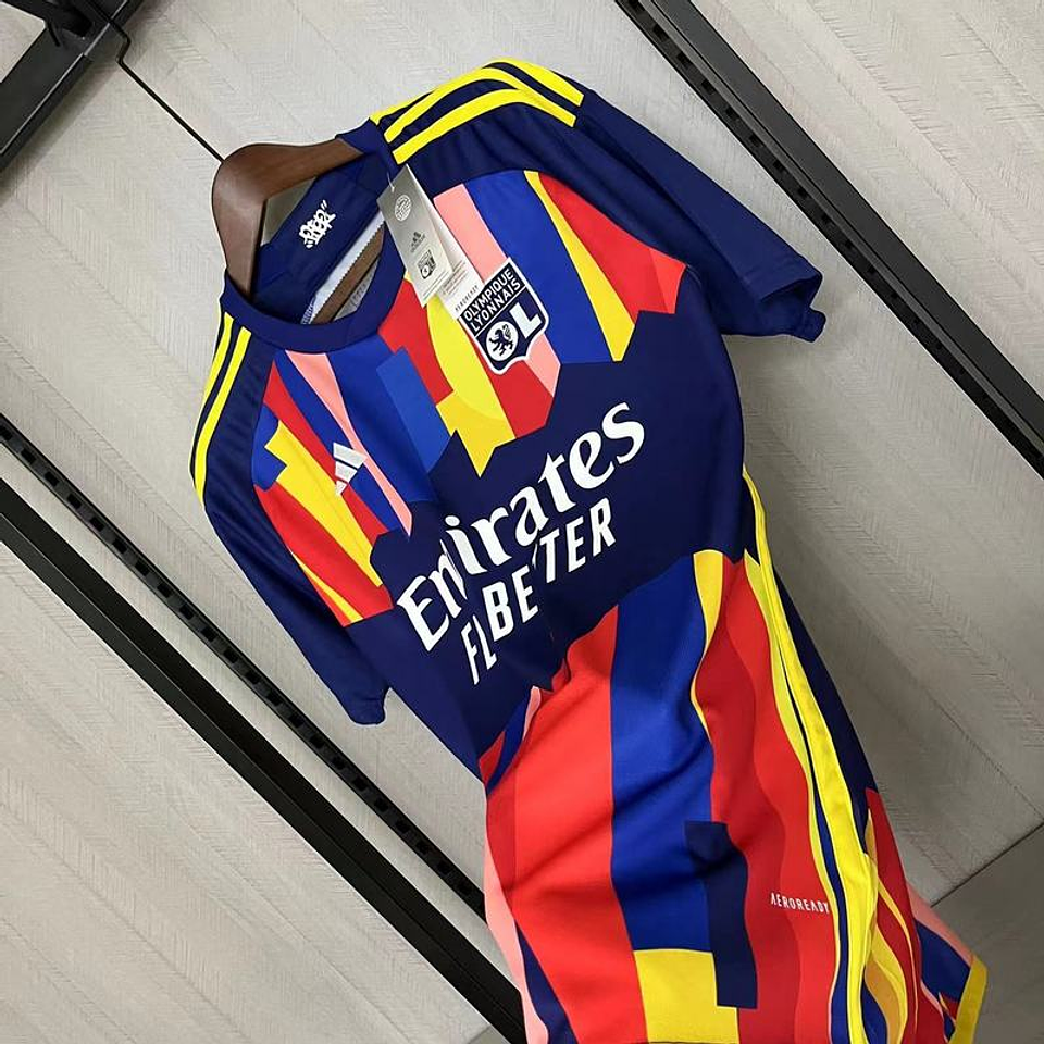 Lyon Terceiro Equipamento 2023/24 11