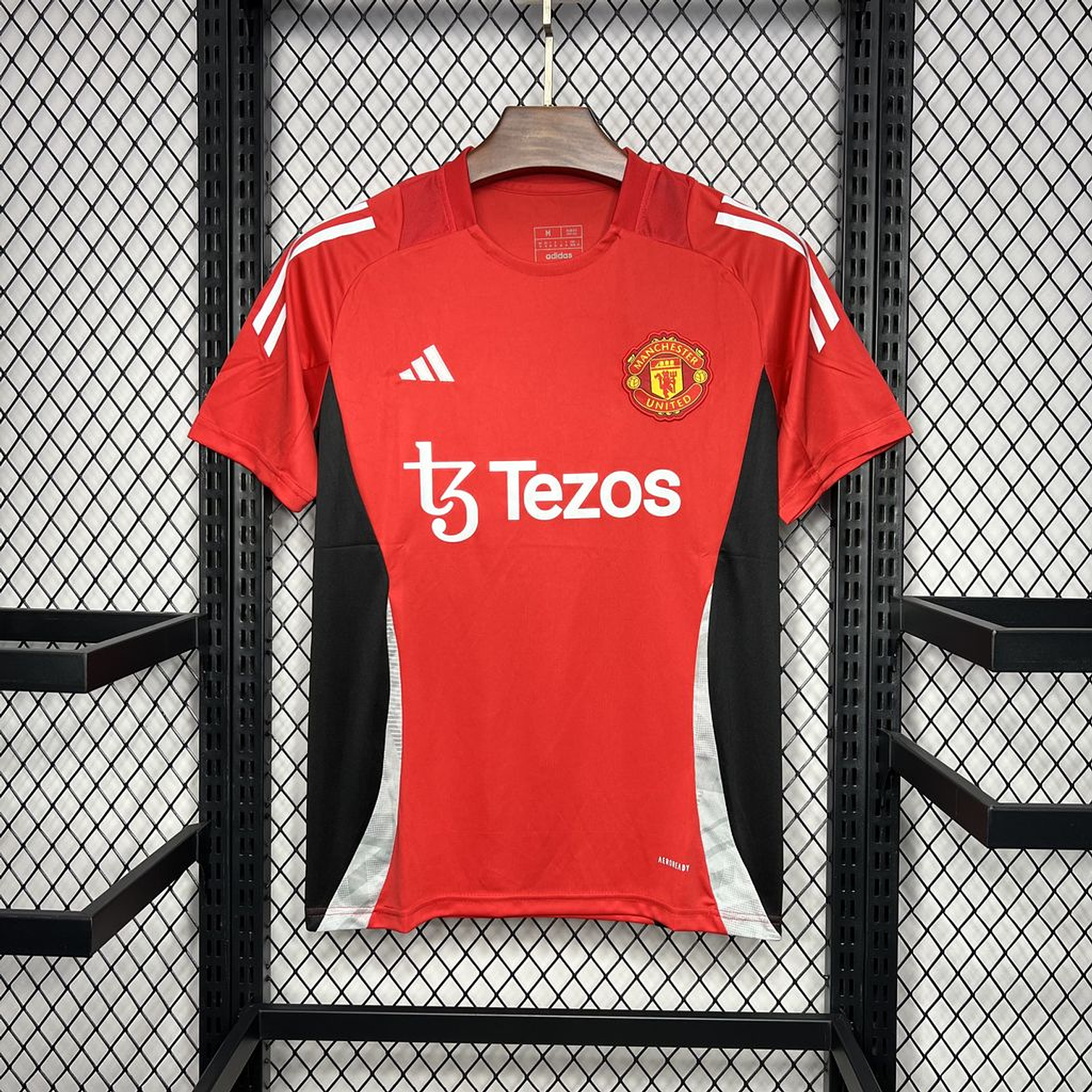 Manchester United Equipamento Pré-Jogo 2024/25 7