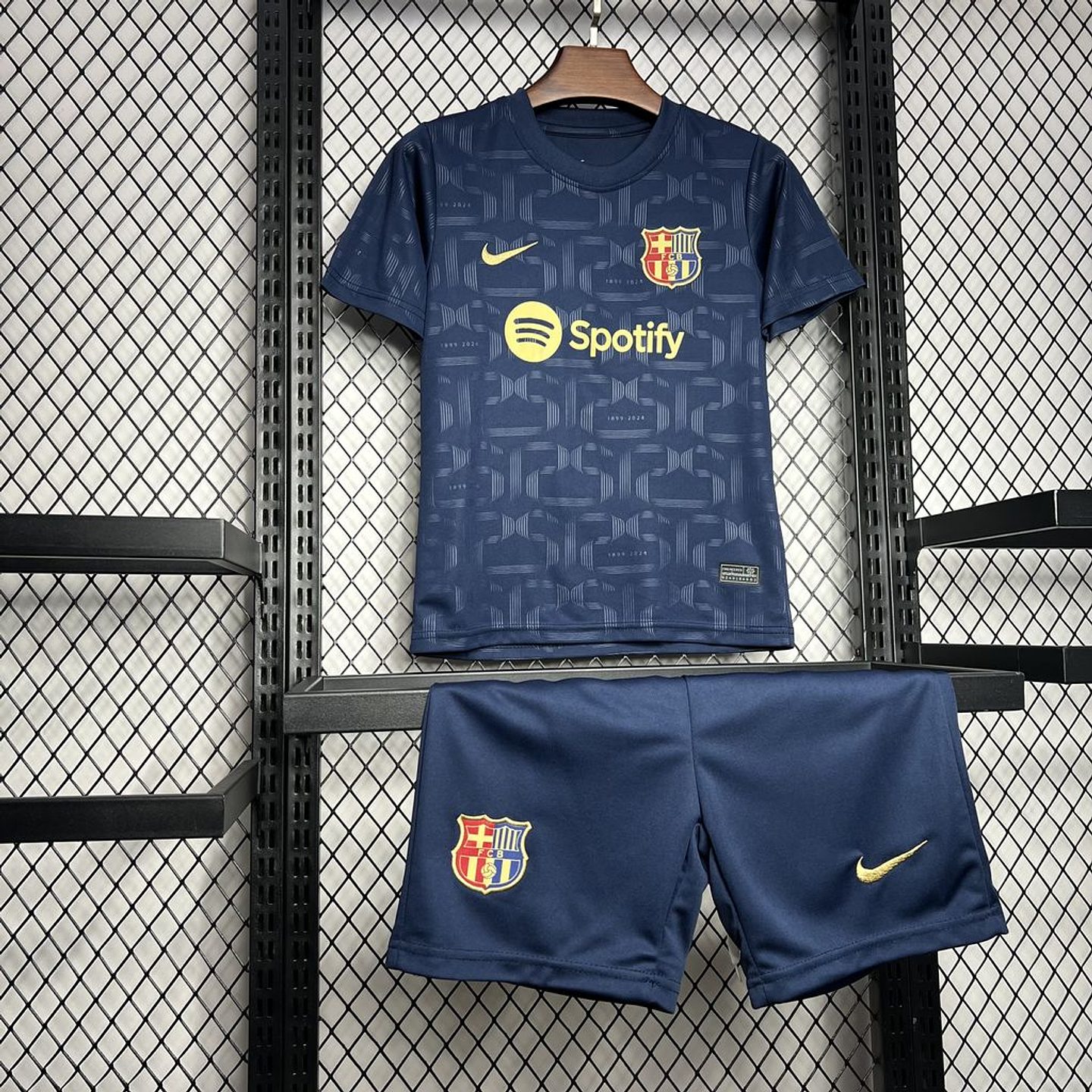 Barcelona Edição 125ª Aniversário 2024/25 Kit Criança 1