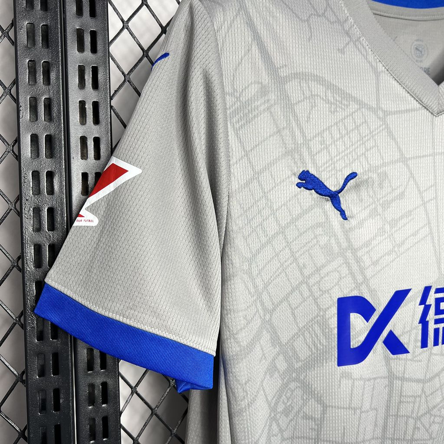 Deportivo Alavés Equipamento Secundário 2024/25 4