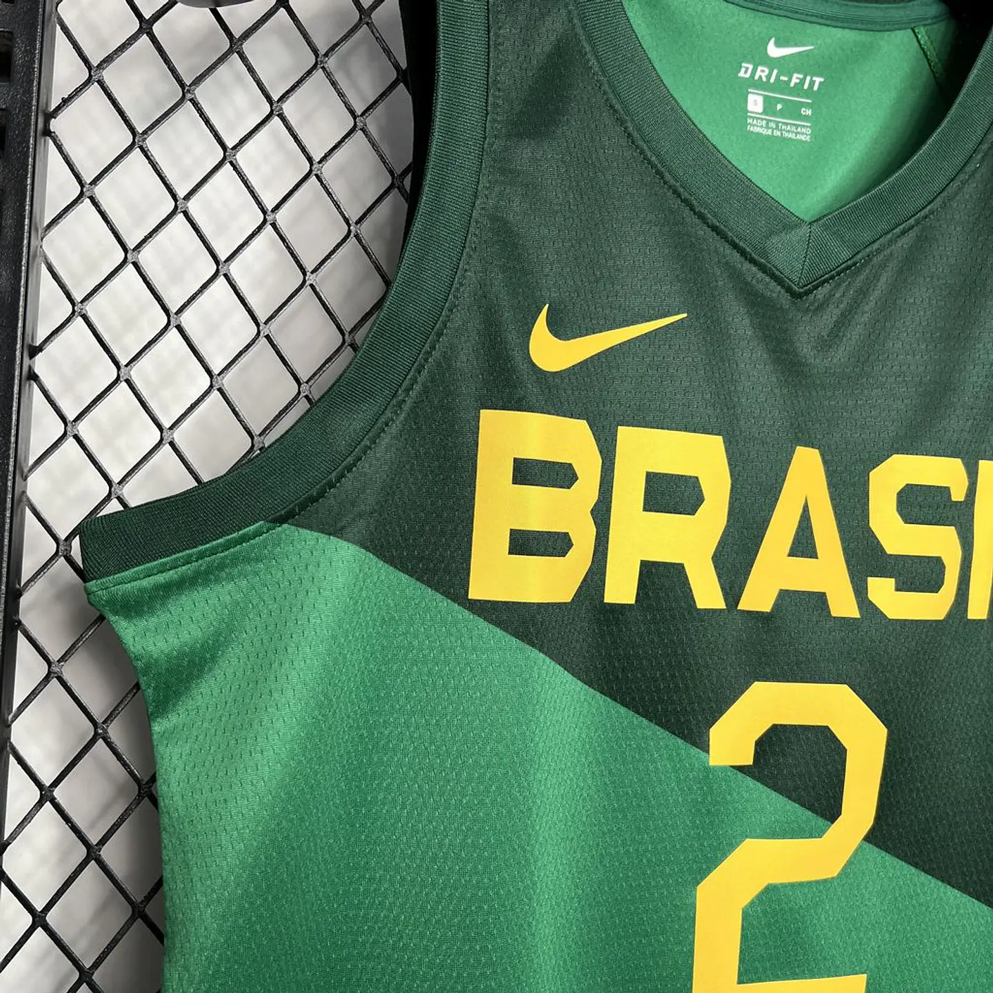 Brasil Equipamento Alternativo 2024/25 3