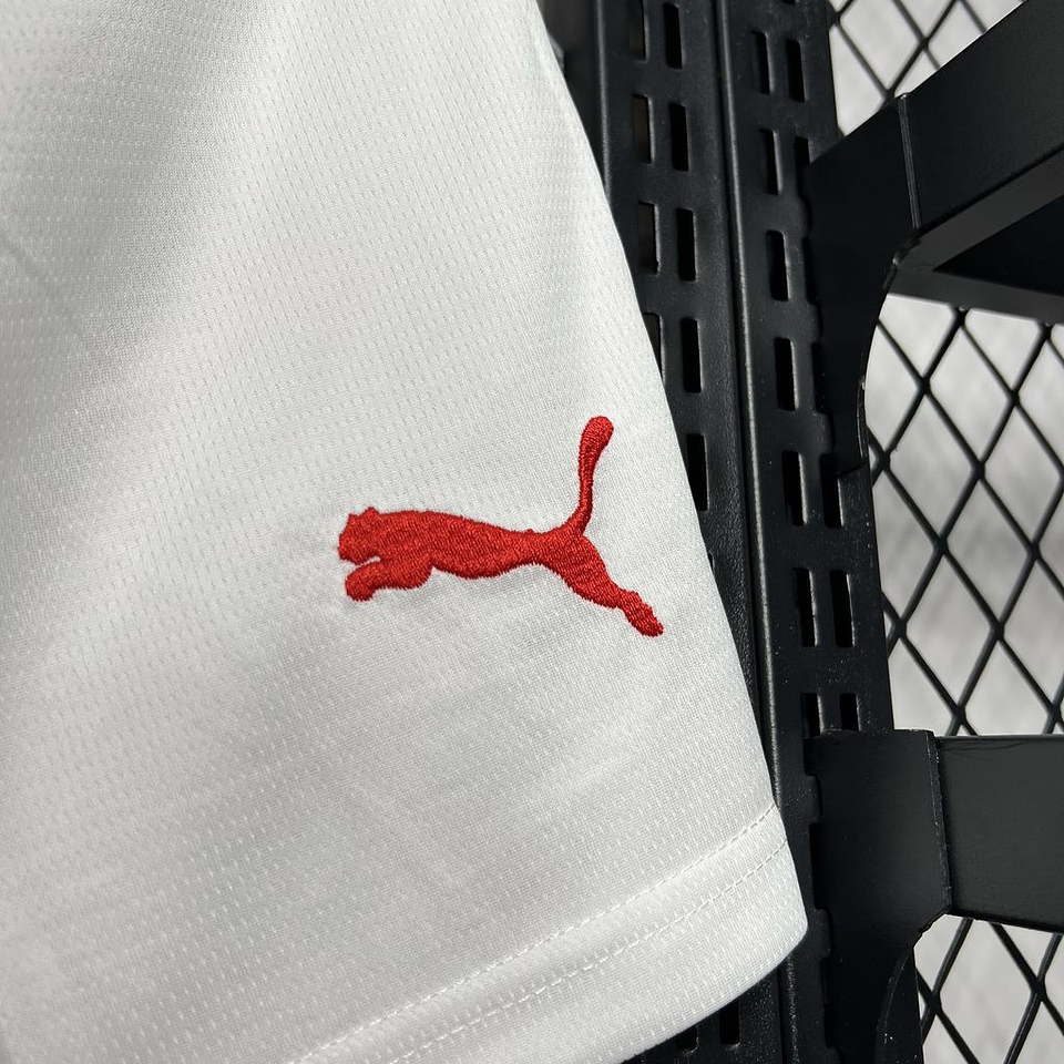 Milan Calções Equipamento Principal 2024/25 4