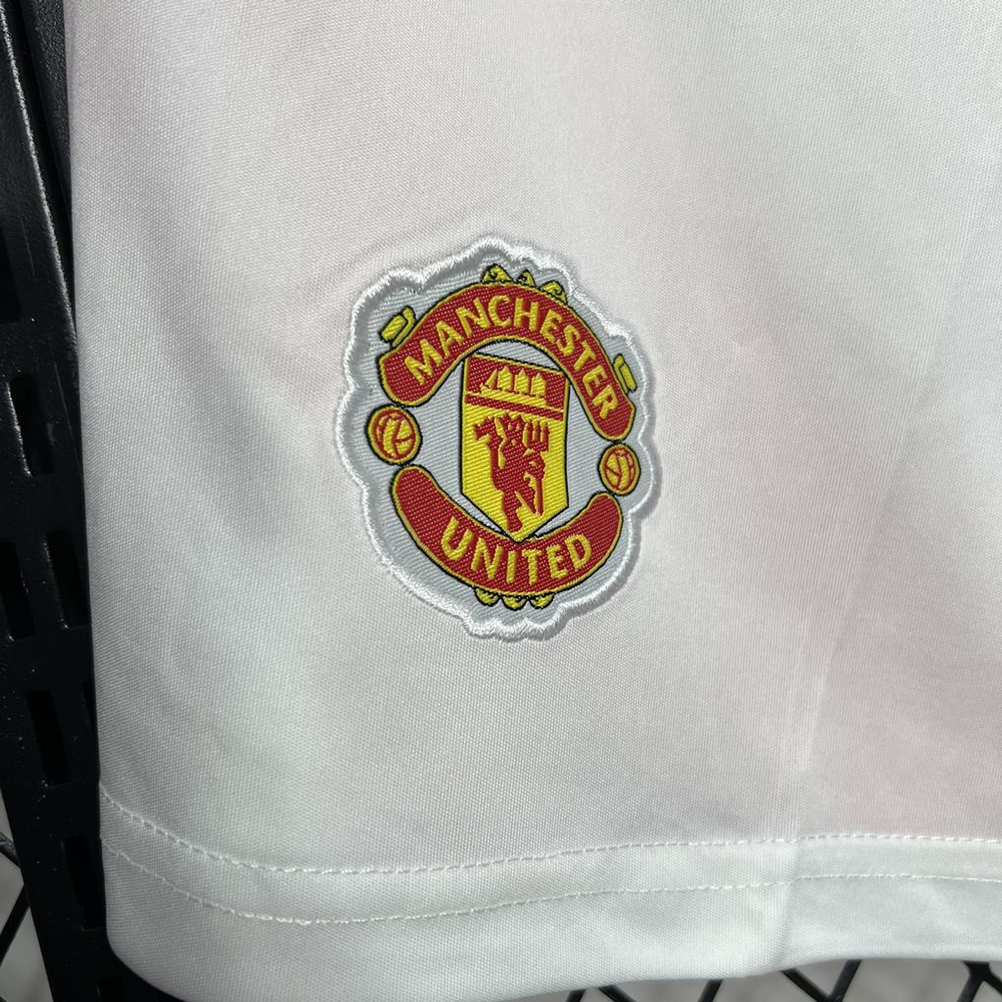 Manchester United Calções Equipamento Principal 2024/25 3
