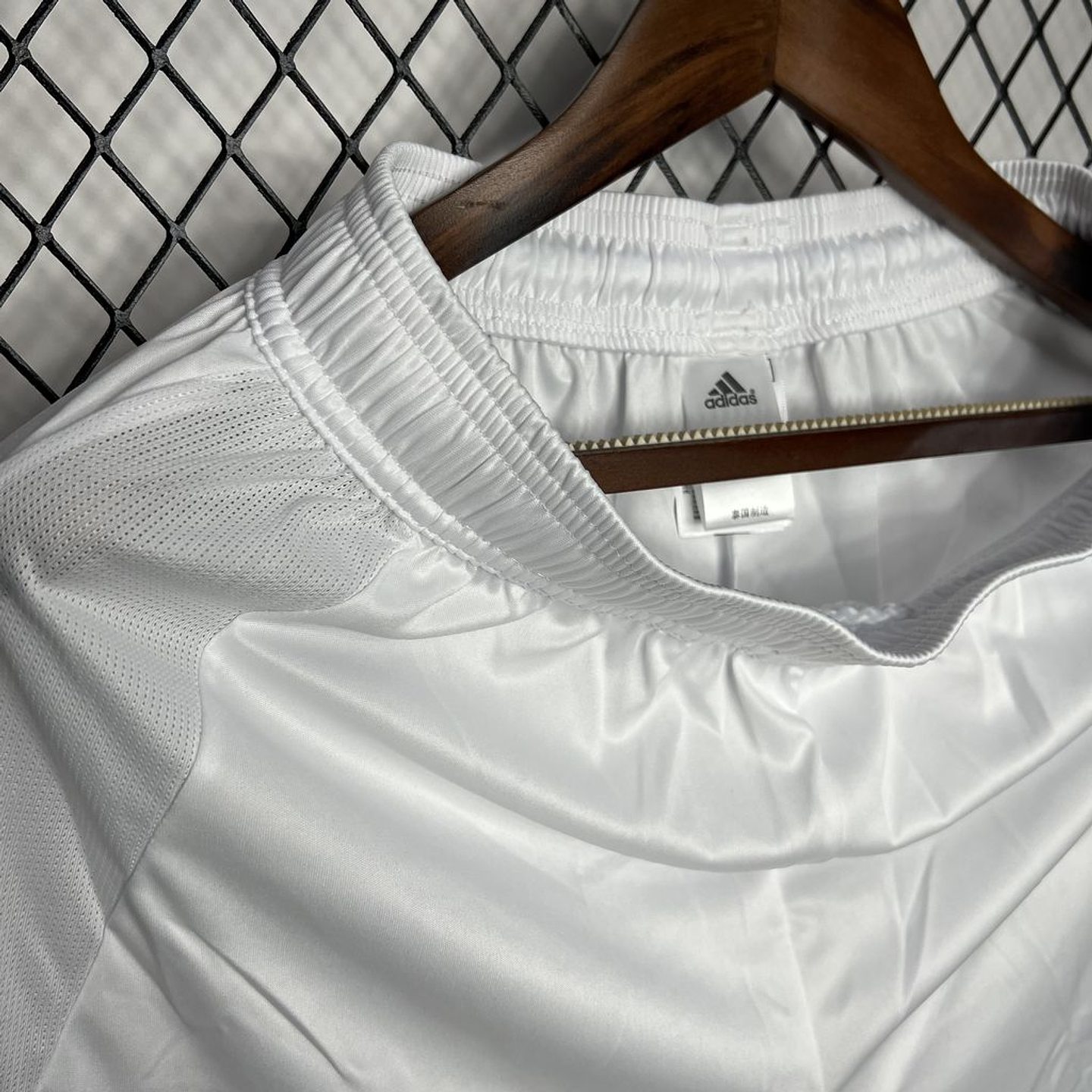 Real Madrid Calções Equipamento Principal 2024/25 5