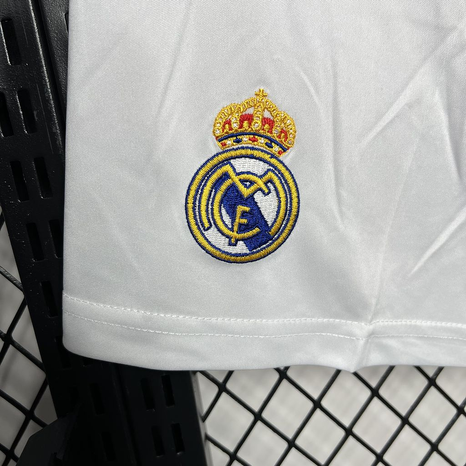 Real Madrid Calções Equipamento Principal 2024/25 3