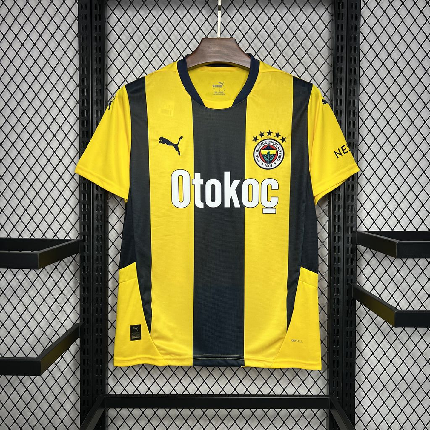 Fenerbahçe Equipamento Principal 2024/25 9