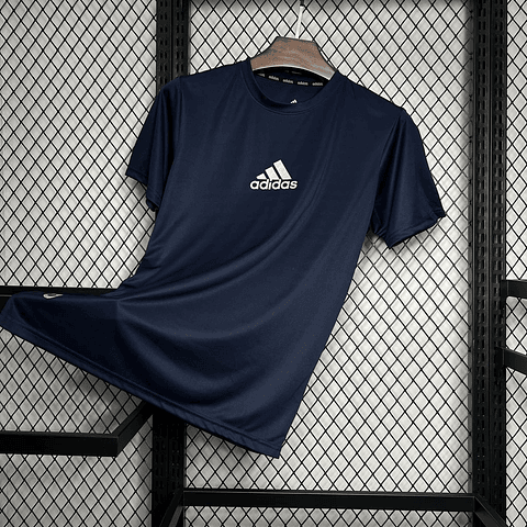Adidas T-Shirt