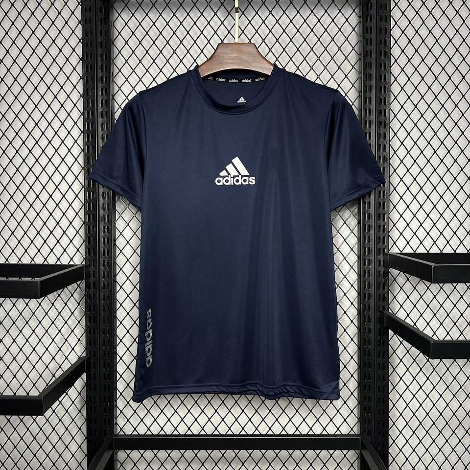 Adidas T-Shirt 5