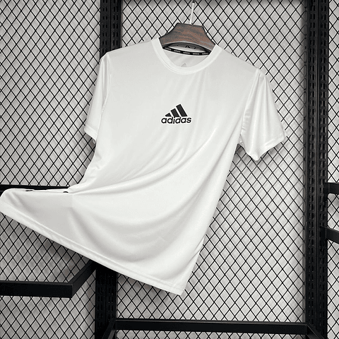 Adidas T-Shirt