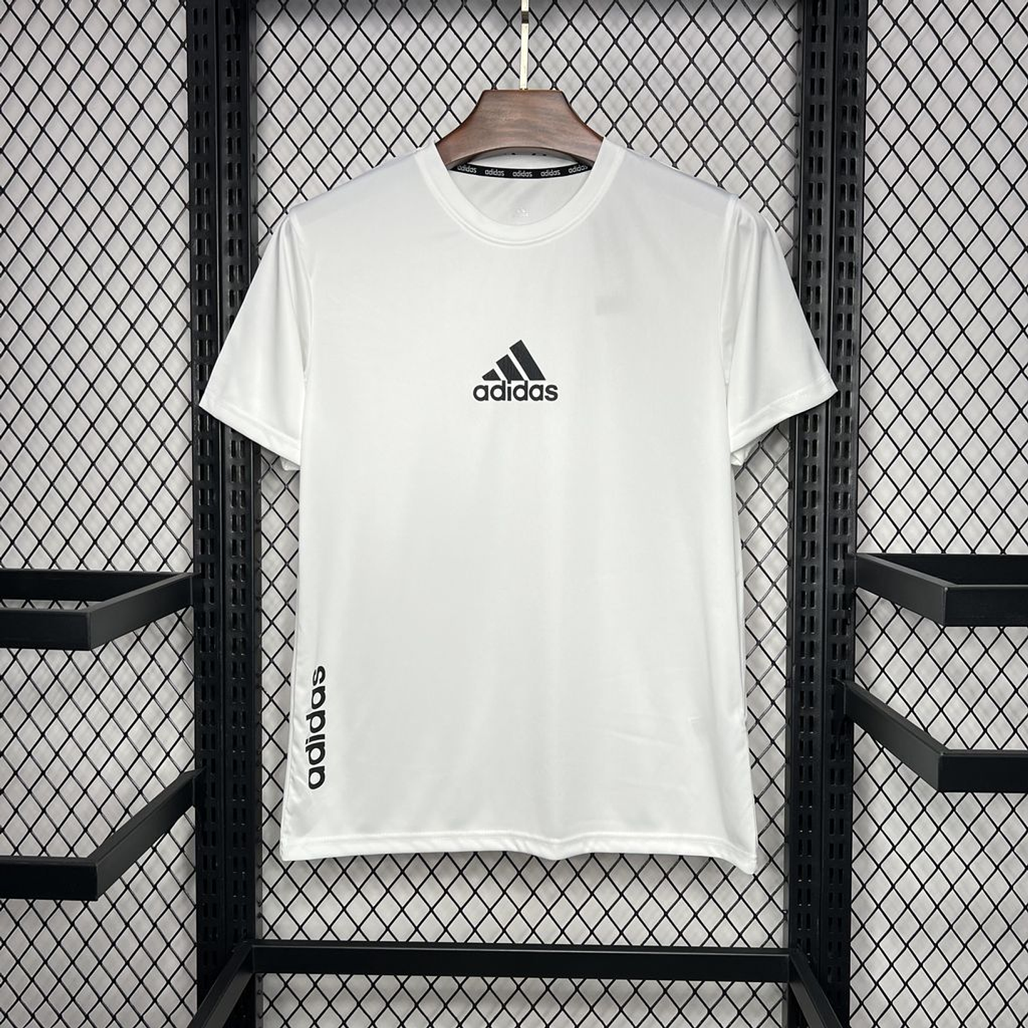 Adidas T-Shirt 5