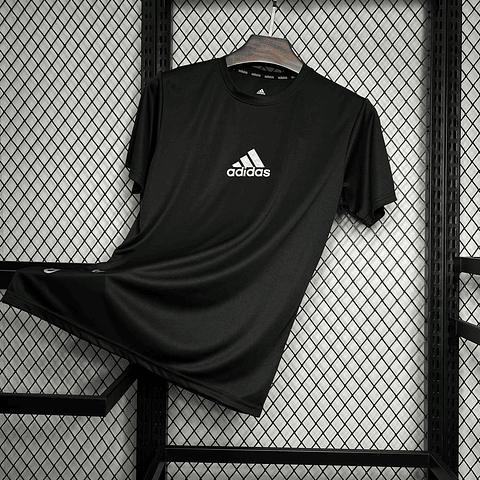 Adidas T-Shirt