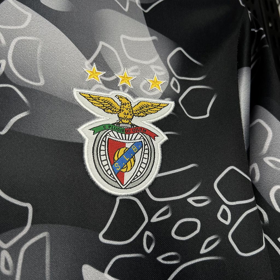 Benfica Equipamento Pré-Jogo 2024/25 3