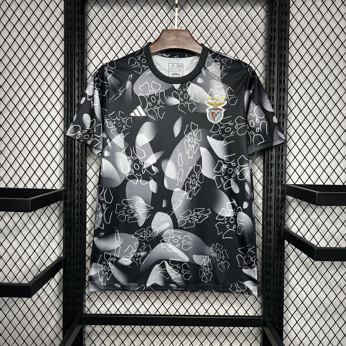 Benfica Equipamento Pré-Jogo 2024/25 7