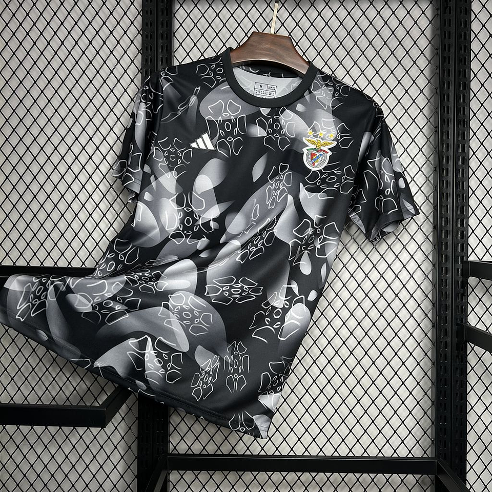 Benfica Equipamento Pré-Jogo 2024/25 1