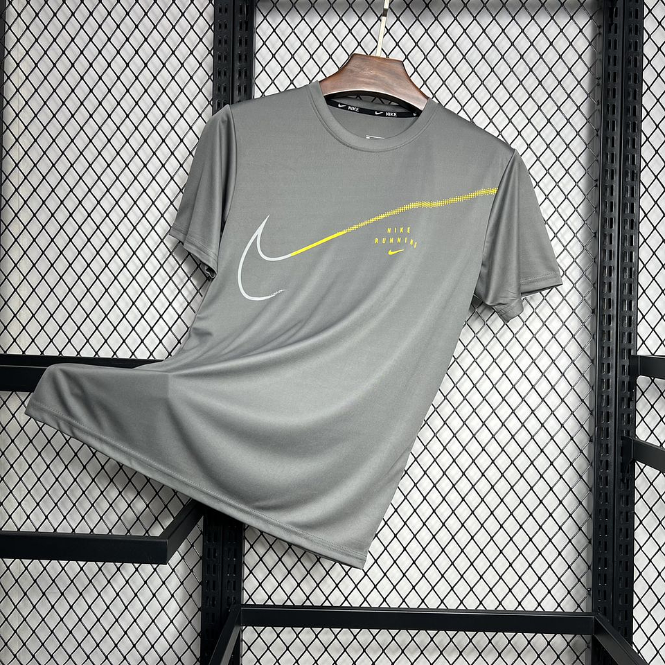 Nike T-Shirt 1