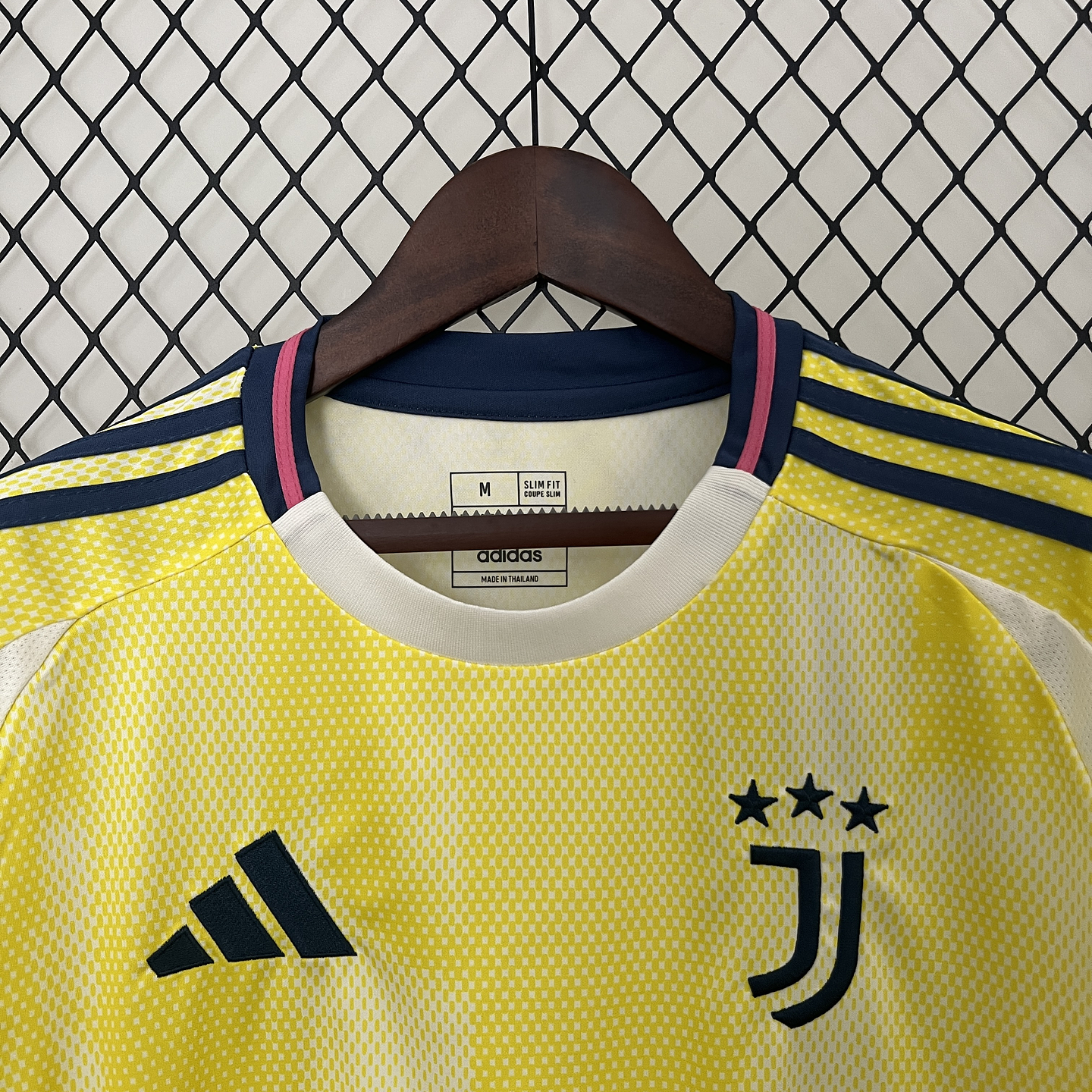 Juventus Equipamento Alternativo 2024/25 5