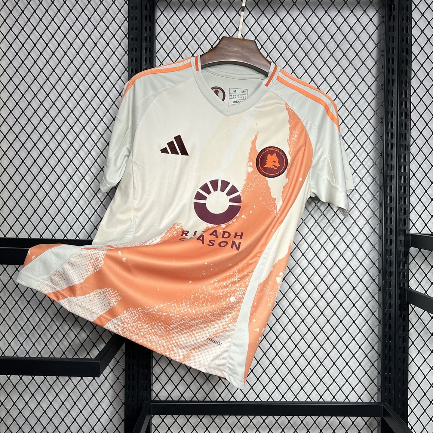 Roma Equipamento Alternativo 2024/25 1