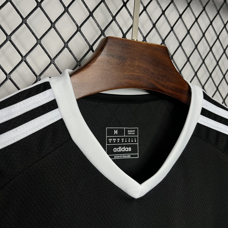 Arsenal Equipamento Treino 2024/25 5