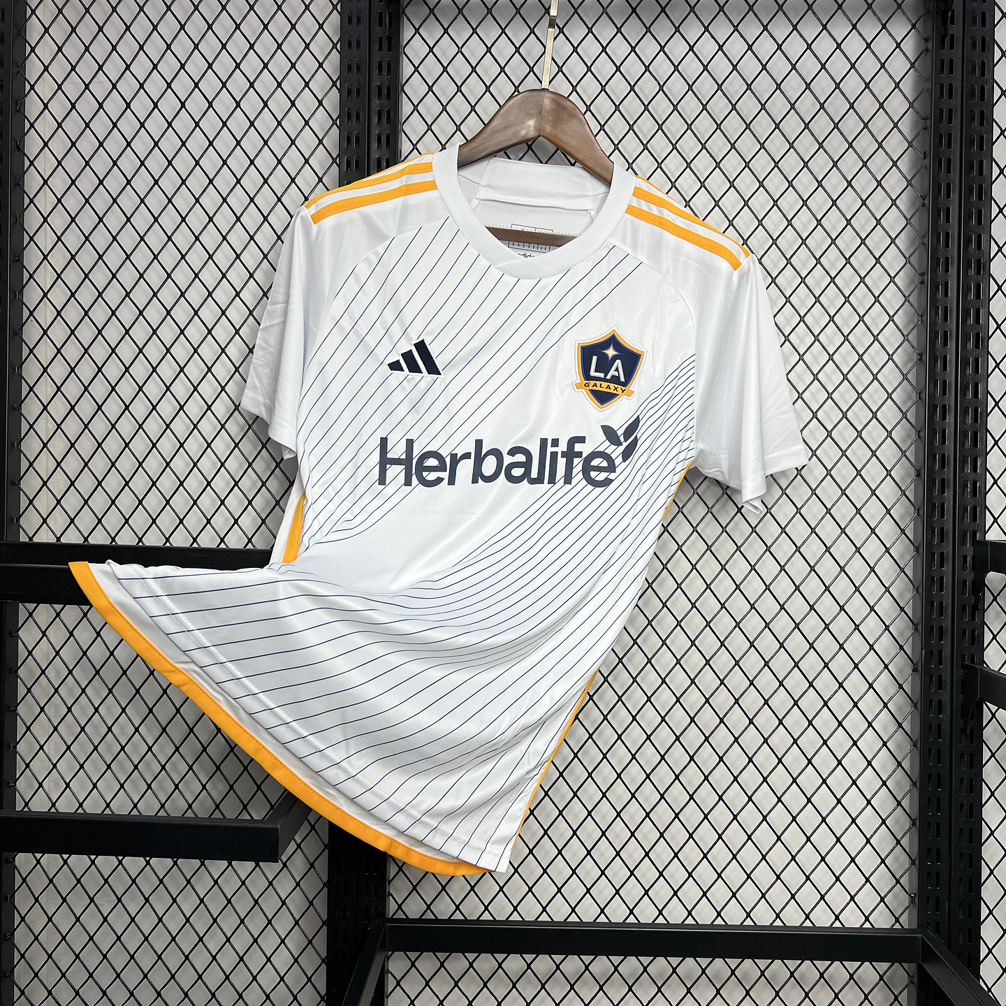 LA Galaxy Equipamento Principal 2024/25 1