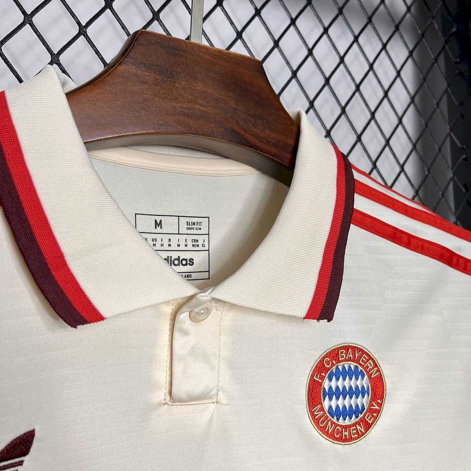 Bayern Munich Terceiro Equipamento 2023/24 5