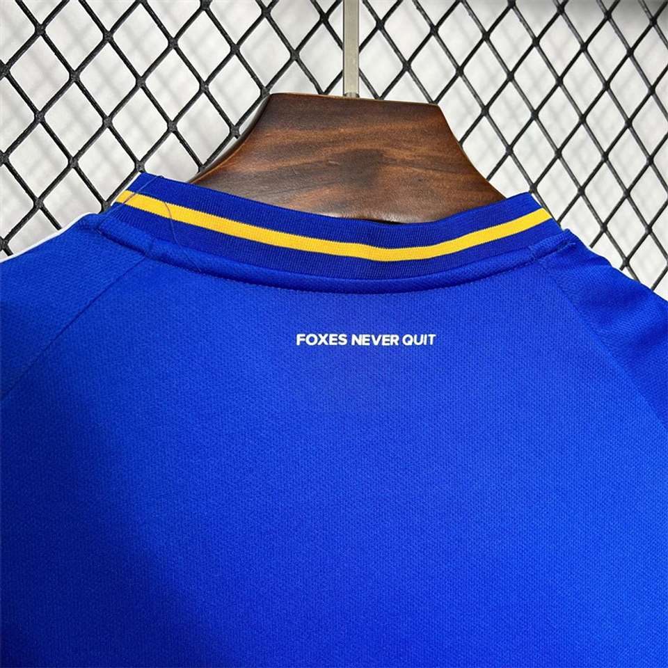 Leicester Equipamento Principal 2024/25 6