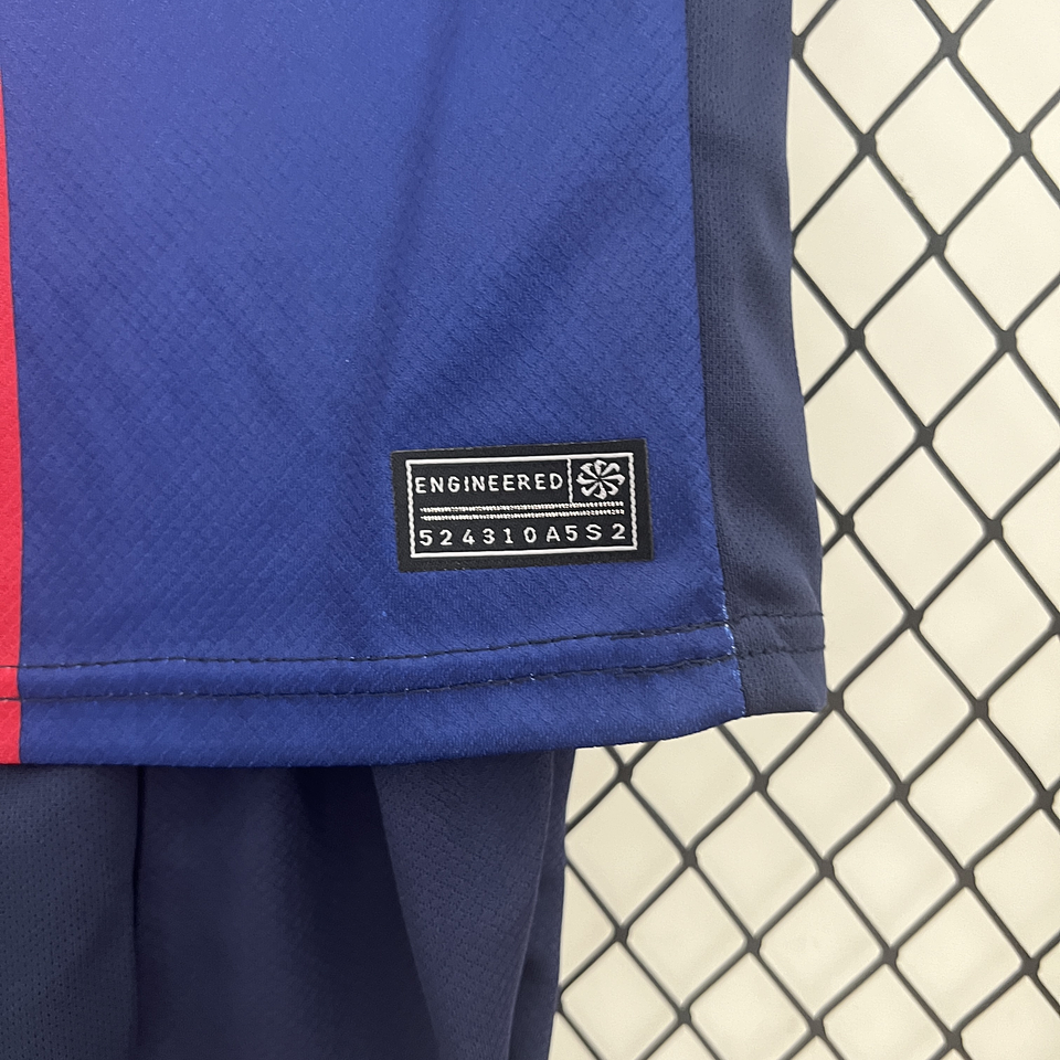 Barcelona Equipamento Principal 2024/25 Kit Criança 8