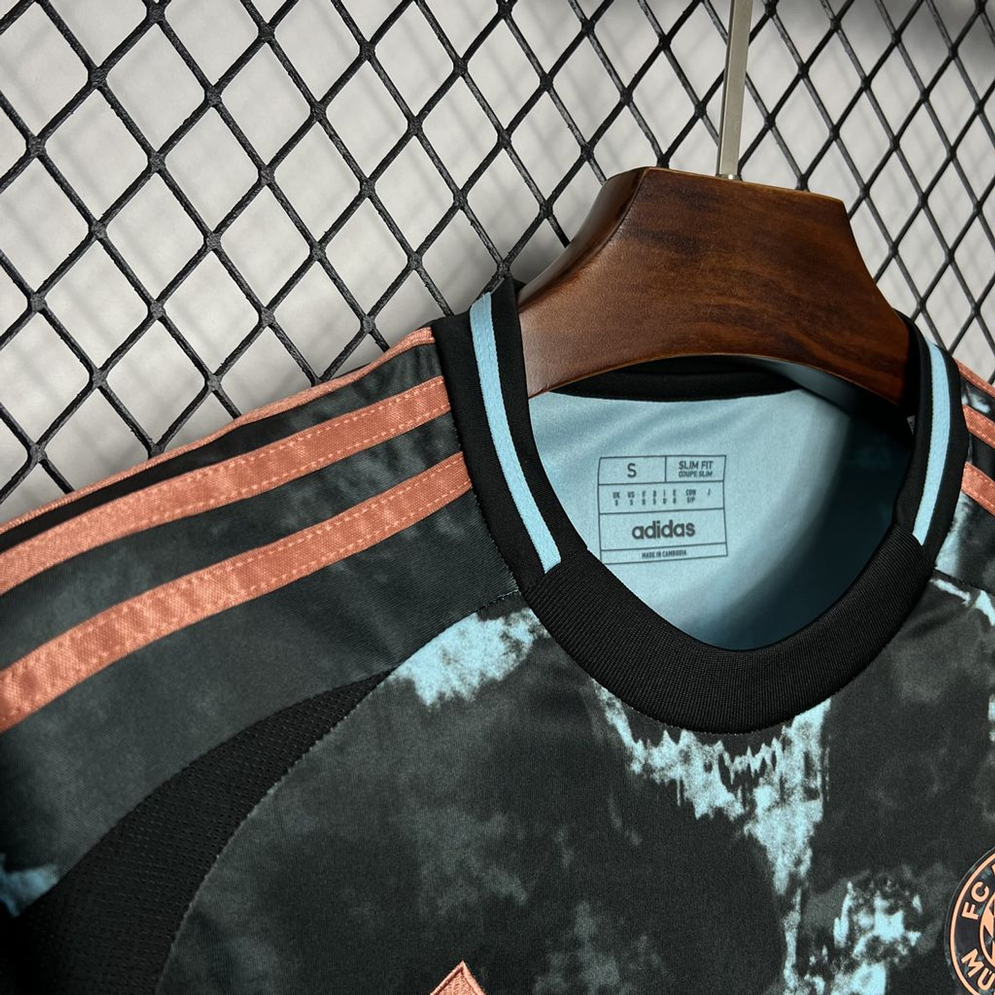 Bayern Munich Equipamento Alternativo 2024/25 5