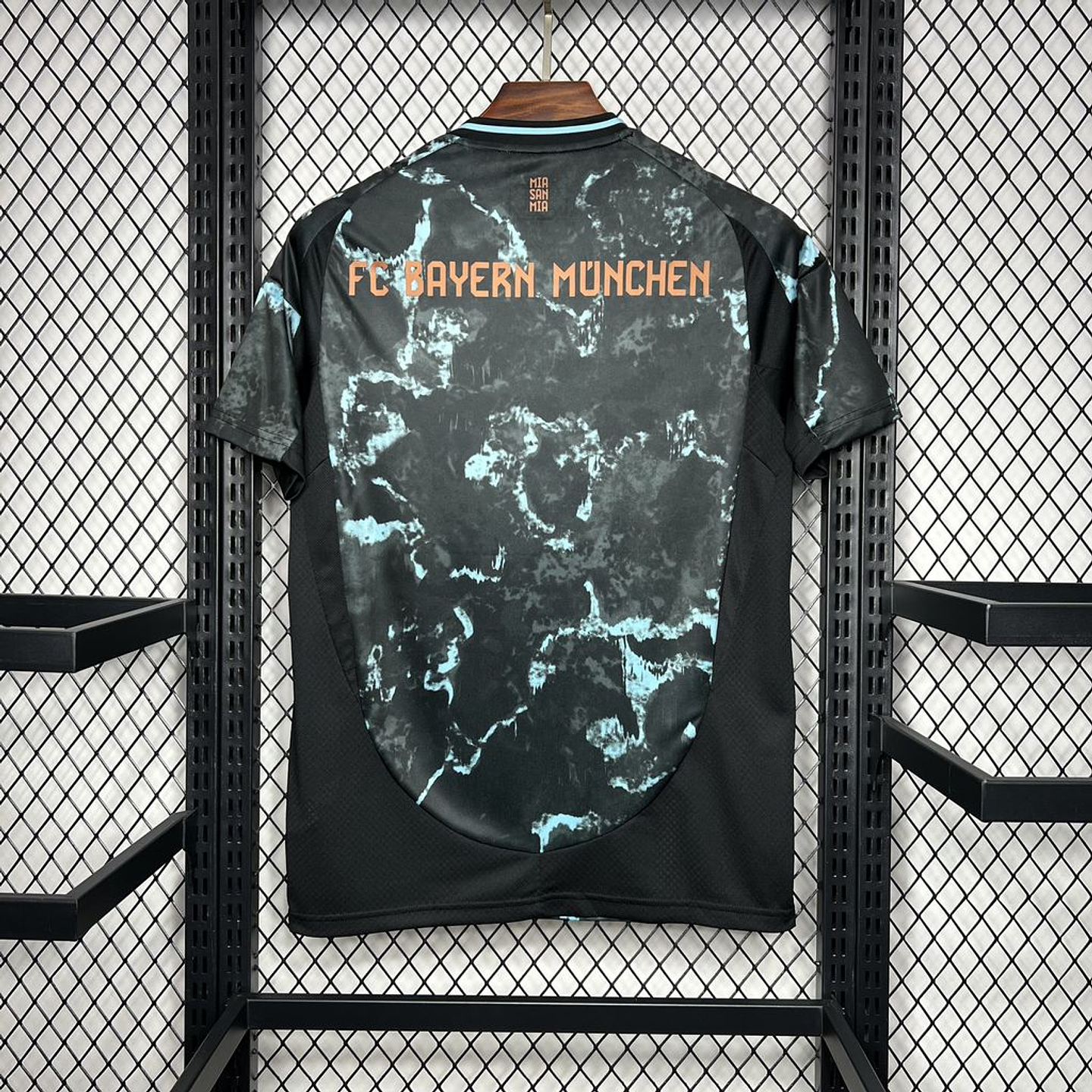 Bayern Munich Equipamento Alternativo 2024/25 2