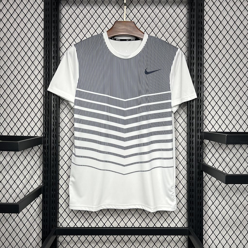 Nike T-Shirt 6