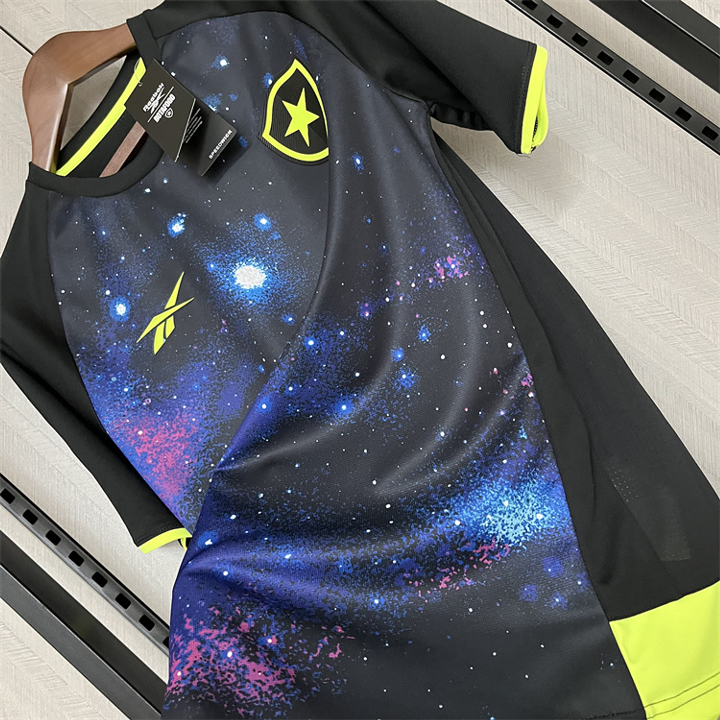 Botafogo Equipamento Pré-Jogo 2024/25 9