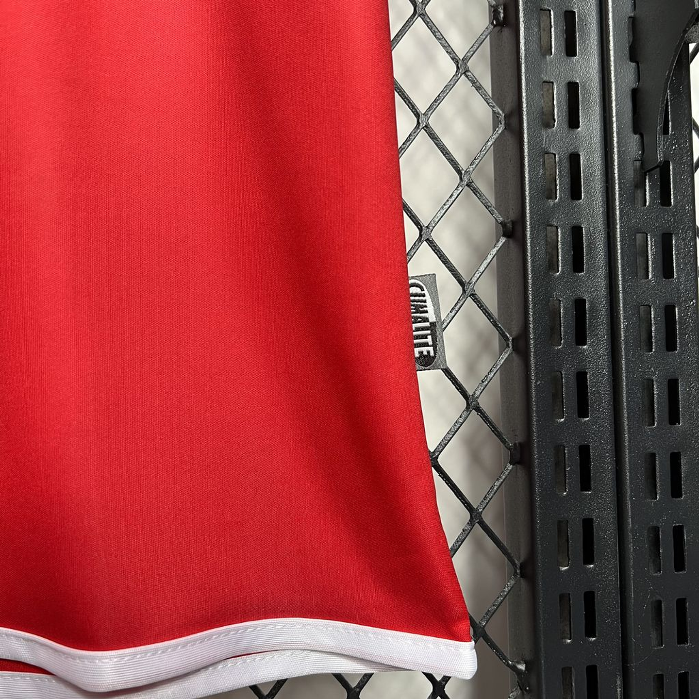 Benfica Equipamento Principal 2004/05 8