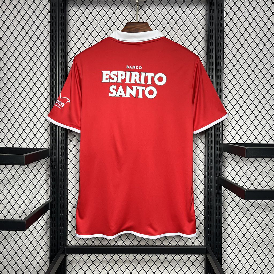 Benfica Equipamento Principal 2004/05 2