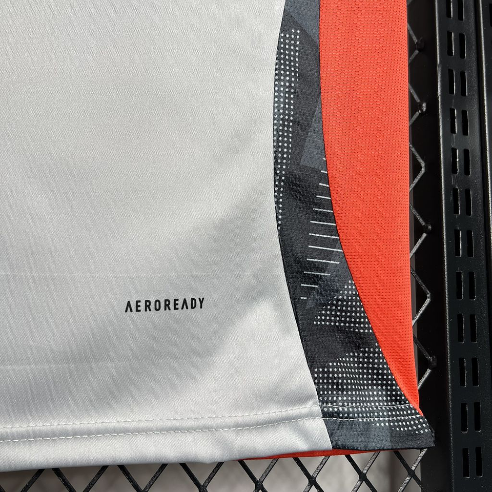 Benfica Equipamento Treino 2024/25 6