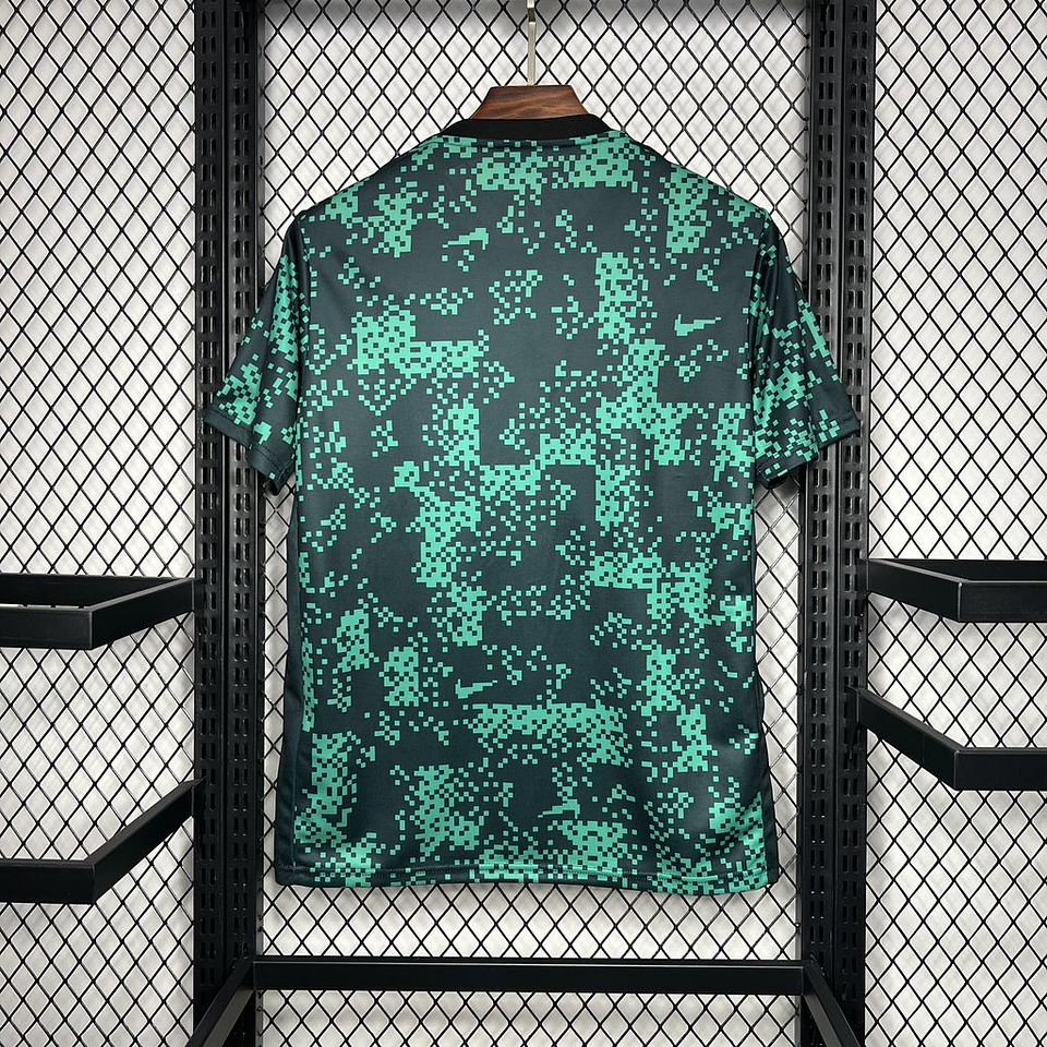 Sporting Equipamento Pré-Jogo 2024/25 2