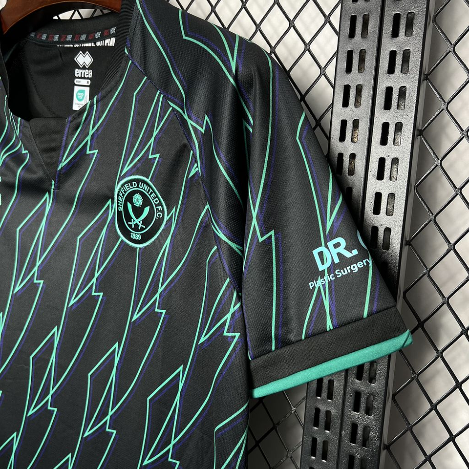 Sheffield United Equipamento Secundário 2024/25 5