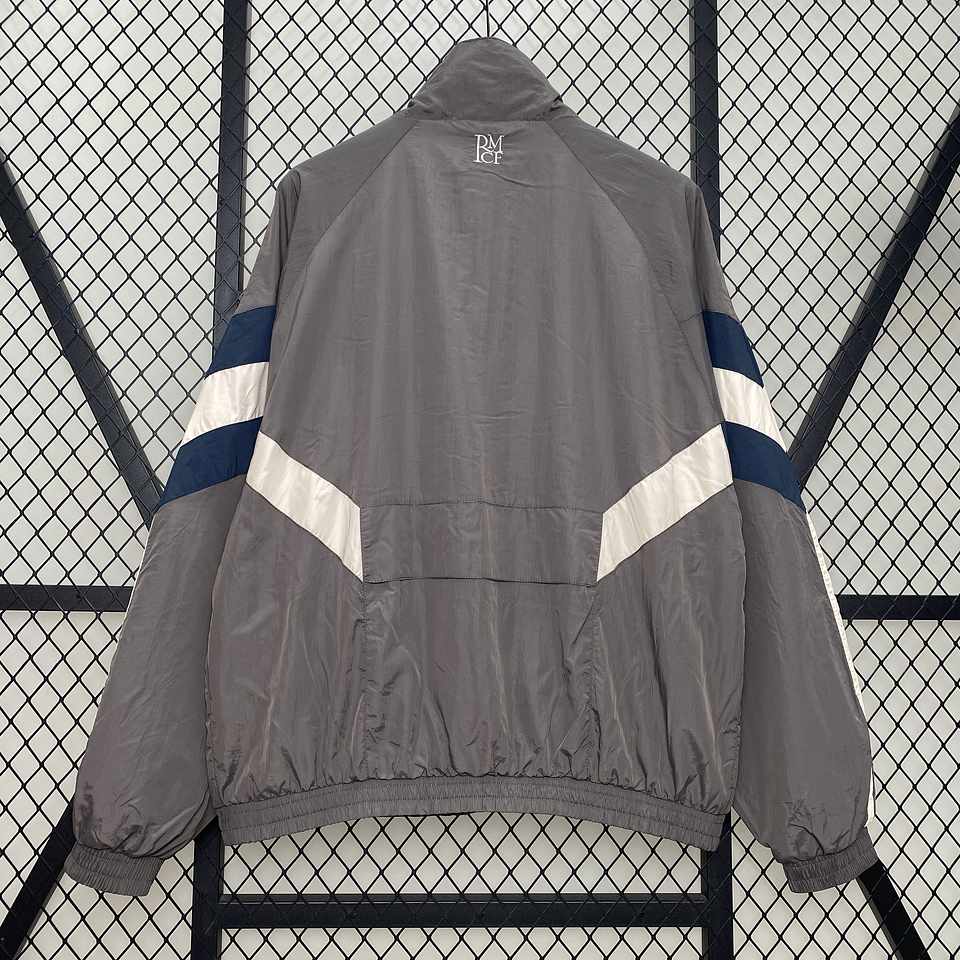 Real Madrid Corta-Vento 2