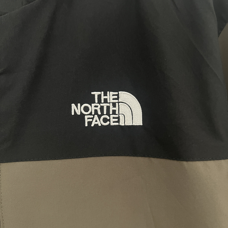 North Face Corta-Vento 5