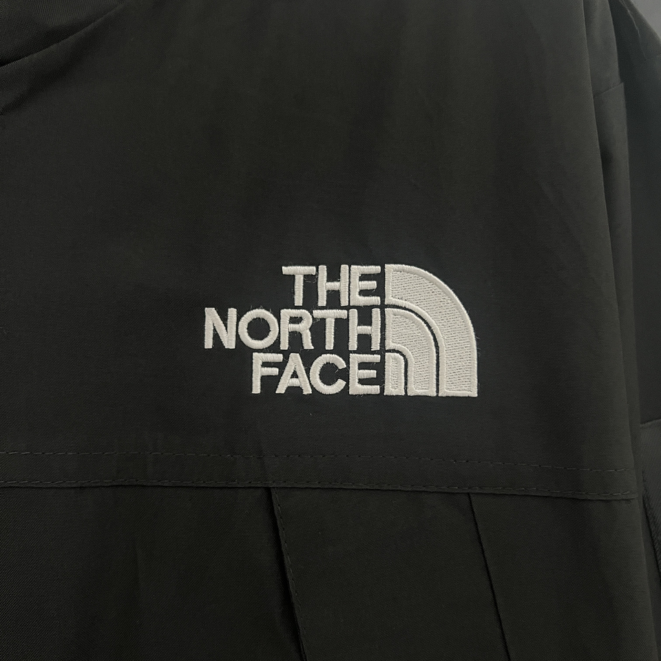 North Face Corta-Vento 5