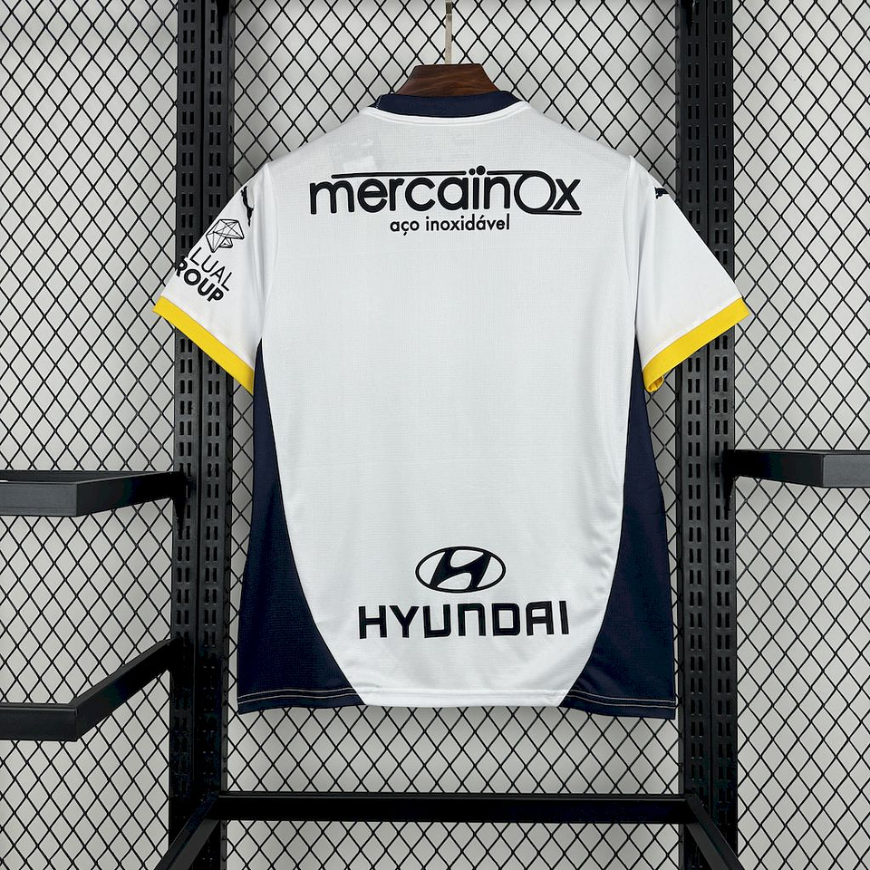 FC Famalicão Equipamento Principal 2024/25 2