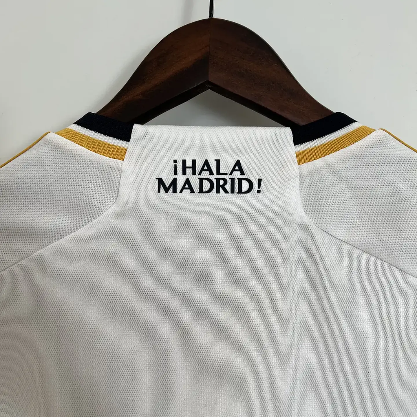 Real Madrid Equipamento Principal 2023/24 c/ personalização 