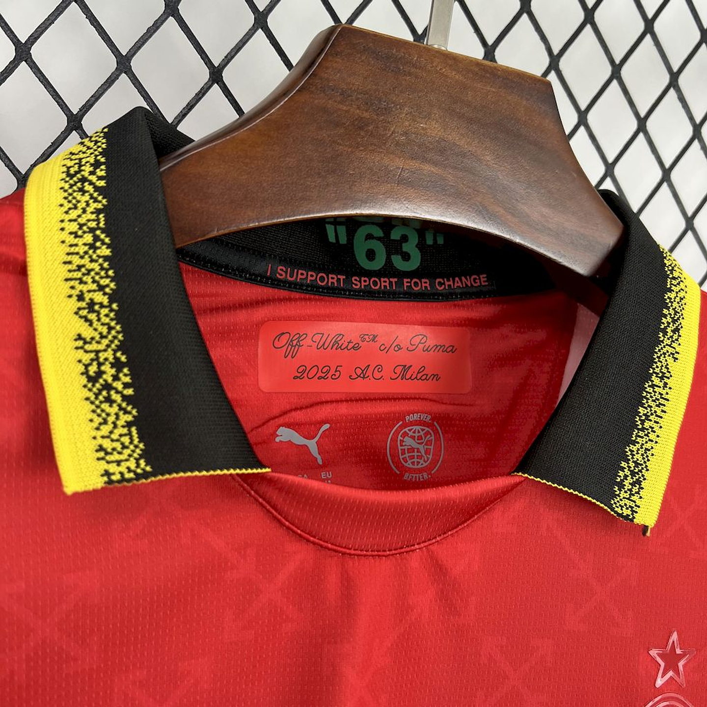 Milan Edição Especial Colaboração Off-White 2025 5