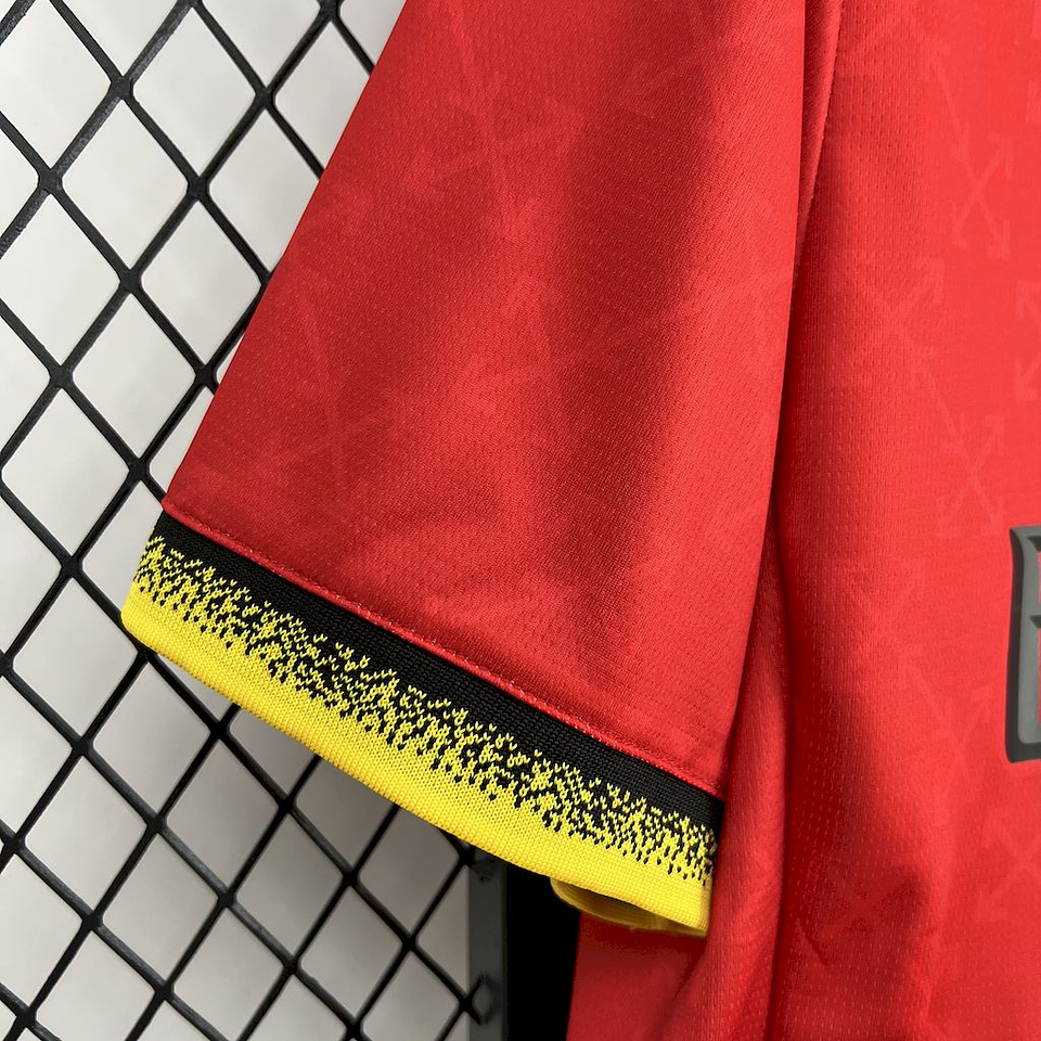 Milan Edição Especial Colaboração Off-White 2025 8