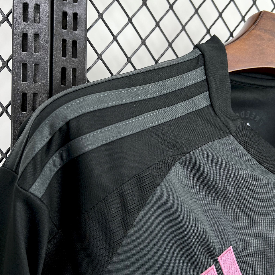 Inter Miami Equipamento Alternativo 2025/26 6