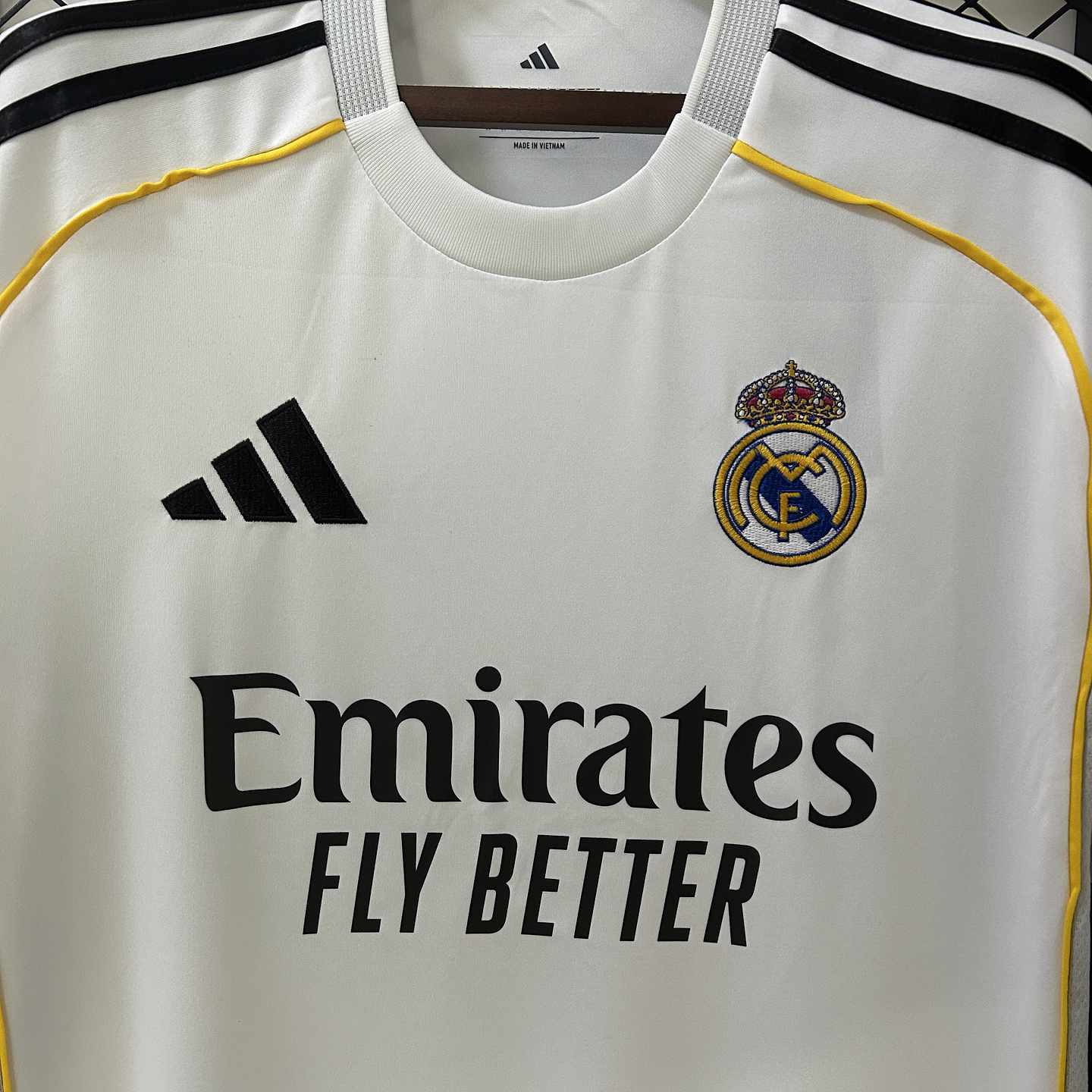 Real Madrid Equipamento Principal 2025/26 3