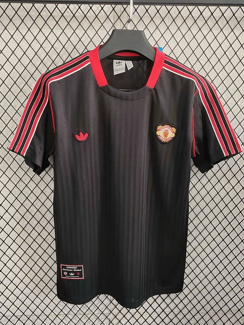 Manchester United Vintage 2025/26