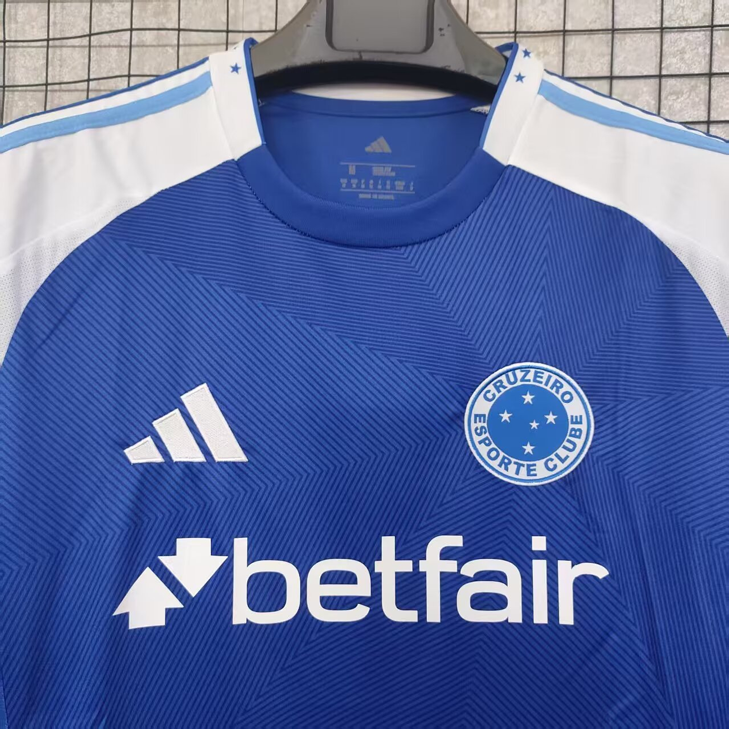 Cruzeiro Equipamento Principal 2025/26 3