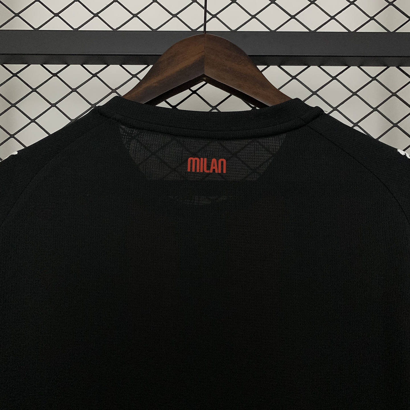 Milan Equipamento Principal 2025/26 6