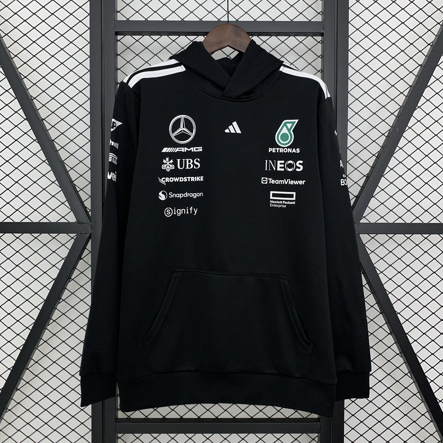 Mercedes Hoddie 2025 1