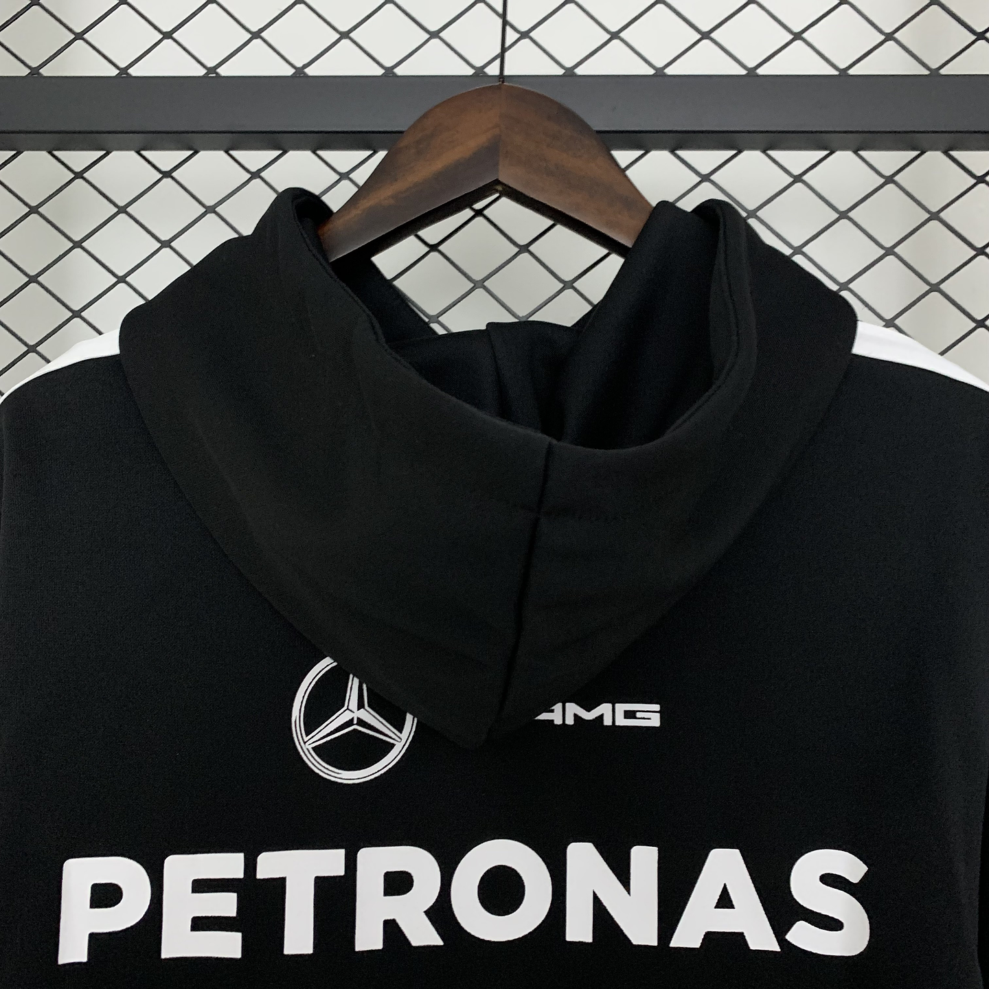 Mercedes Hoddie 2025 6